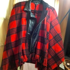 Poncho/jacket buffalo plaid Rock & Republic m/l